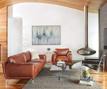 Load image into Gallery viewer, Peruna Leather Chair
