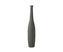 Load image into Gallery viewer, Vireka Ceramic Vases
