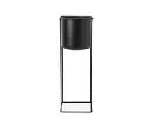 Load image into Gallery viewer, Vaskr Planters
